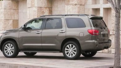 2010 toyota sequoia 2010xb